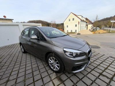 Gebraucht BMW 216 Active Tourer 116 PS (85 kW) 2017 Braun Van / Kleinbus
