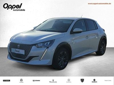 Gebraucht Peugeot e-208 Allure 100 kW (136 PS) 2021 Weiß Kleinwagen