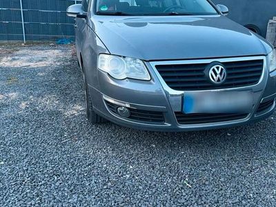 Gebraucht VW Passat 105 PS (77 kW) 2006 Grau Kombi