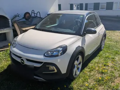 Brugt Opel Adam Rocks Rocks 115 HK (84 kW) 2015 Hvid Hatchback