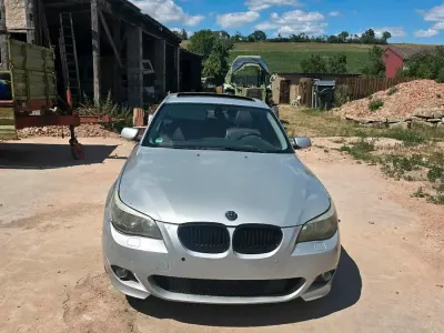 Gebraucht BMW 525 197 PS (144 kW) 2004 Silber Limousine