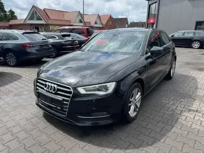 Gebraucht Audi A3 Ambiente 160 PS (117 kW) 2015 Schwarz Limousine