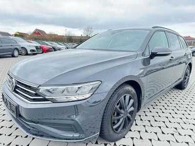 Gebraucht VW Passat Conceptline 122 PS (89 kW) 2021 Grau Limousine