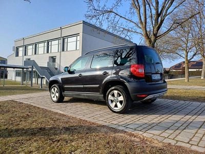 Gebraucht Skoda Yeti Plus Edition 106 PS (77 kW) 2011 Schwarz SUV