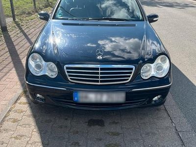 Mercedes C200