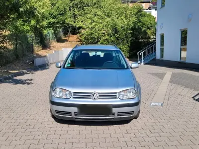 Gebraucht VW Golf IV 101 PS (74 kW) 2003 Silber Kombi