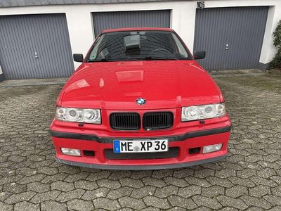 Gebraucht BMW 316 M Sport 102 PS (75 kW) 1995 Rot Coupé