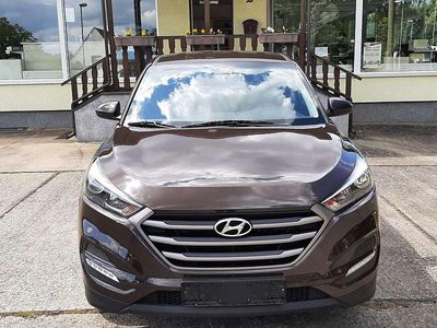 Gebraucht Hyundai Tucson GO! 177 PS (130 kW) 2017 Mocca brown / met SUV