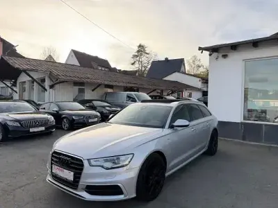 Gebraucht Audi A6 Ambiente 326 PS (239 kW) 2014 Rot Kombi