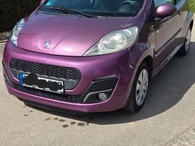 Usata Peugeot 107 Style 68 CV (50 kW) 2013 Viola Utilitaria