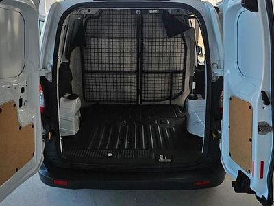 Gebraucht Ford Courier 75 PS (55 kW) 2016 Weiß Van / Kleinbus