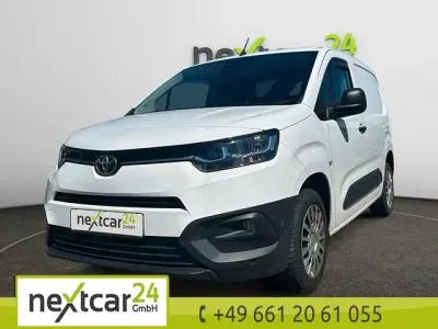 Gebraucht Toyota Proace City City 131 PS (96 kW) 2021 Weiß (white) Van / Kleinbus