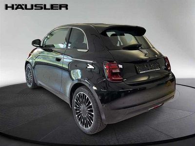 Gebraucht Fiat 500e La Prima 86 kW (118 PS) 2023 Onyx schwarz Kleinwagen