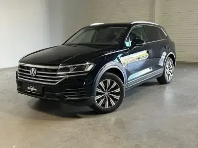 Gebraucht VW Touareg 286 PS (210 kW) 2019 Deep black perleffekt SUV