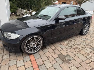 Schwarz Gebraucht 2010 BMW 120 Coupé M Sport Coupé | 9.500 €