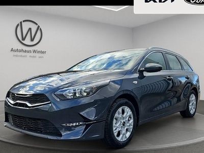 Neu Kia Ceed Sportswagon Vision 100 PS (73 kW) 2025 Grau Kombi