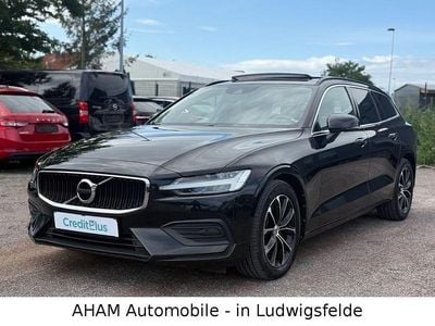 Gebraucht Volvo V60 Momentum 163 PS (119 kW) 2021 Schwarz Kombi