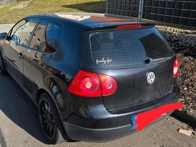 Gebraucht VW Golf V 75 PS (55 kW) 2004 Schwarz Kleinwagen