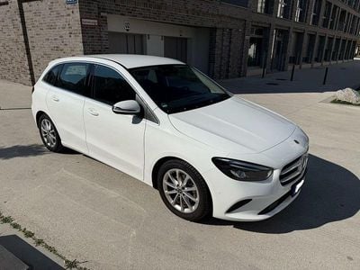 Mercedes B180