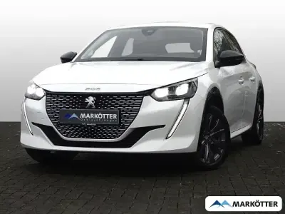 Occasion Peugeot e-208 Allure 100 kW (136 PK) 2023 Wit Hatchback