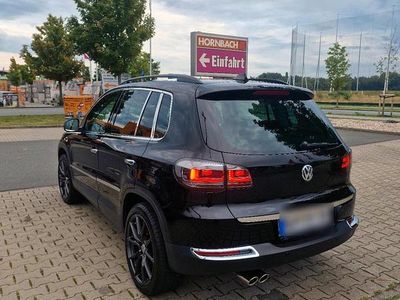 Schwarz Gebraucht 2011 VW Tiguan Freestyle SUV | 13.000 € (Teuer)