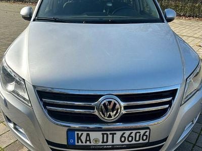 Używany VW Tiguan Trendline 140 KM (102 kW) 2009 Srebrny SUV
