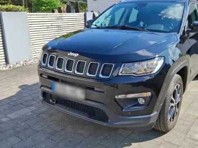 Gebraucht Jeep Compass Longitude 140 PS (102 kW) 2019 Schwarz SUV