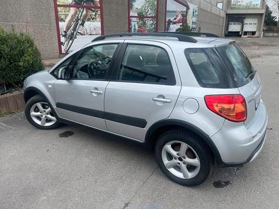 Usata Suzuki SX4 105 CV (77 kW) 2010 Argento SUV