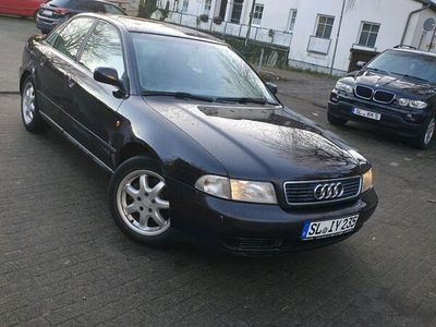 Verkauft Audi A4 1.8 Benzin AUTO IST F., gebraucht 1999, 325.535 km in  Schleswig-Holste...