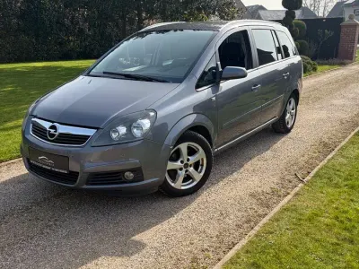 Brugt Opel Zafira 140 HK (102 kW) 2007 Grå MPV