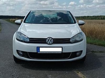 Gebraucht VW Golf VII Highline 160 PS (117 kW) 2012 Weiß Limousine