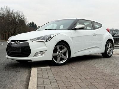 Weiß Gebraucht 2011 Hyundai Veloster Sport Coupé | 6.500 € (Etwas zu teuer)