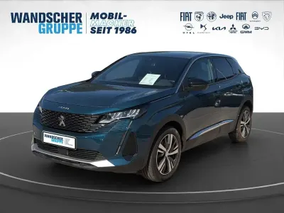 Gebraucht Peugeot 3008 Allure 131 PS (96 kW) 2023 Blauschwarz SUV
