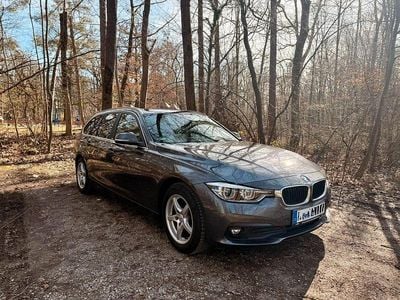 Gebraucht BMW 316 Advantage 116 PS (85 kW) 2019 Grau Kombi