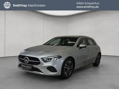 Gebraucht Mercedes A180 Advanced 136 PS (100 kW) 2025 Hightechsilber metallic Limousine
