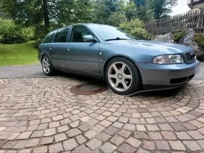 Gebraucht Audi A4 211 PS (155 kW) 1996 Silber Kombi