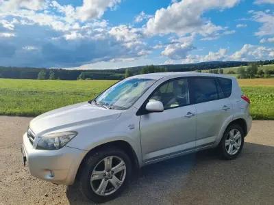 Gebraucht Toyota RAV4 Executive 177 PS (130 kW) 2008 Silber SUV