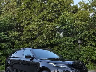 Gebraucht Land Rover Range Rover Velar SE Dynamic 204 PS (150 kW) 2024 Schwarz SUV