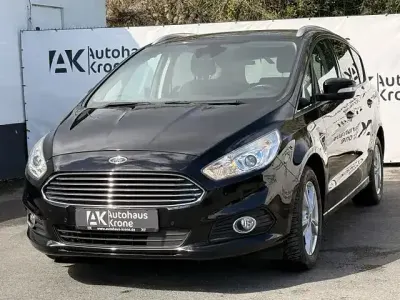 Używany Ford S-MAX Business Edition 160 KM (117 kW) 2018 Czarny Minivan