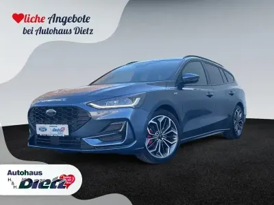 Gebraucht Ford Focus ST-Line X 155 PS (114 kW) 2023 Chromablau metallic Kombi