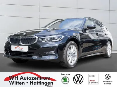 Używany BMW 330e Shadowline 252 KM (185 kW) 2021 Czarny Kombi