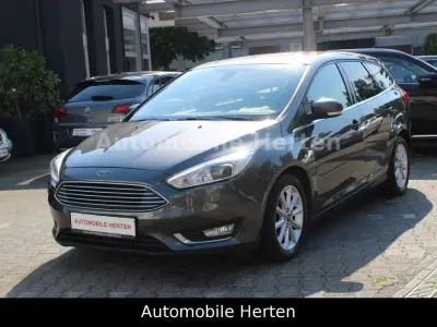 Gebraucht Ford Focus Titanium 150 PS (110 kW) 2015 Grau Kombi