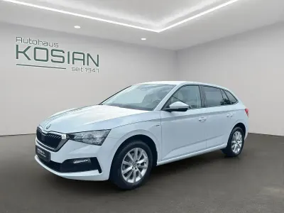 Gebraucht Skoda Scala Drive 116 PS (85 kW) 2020 Weiß Kleinwagen