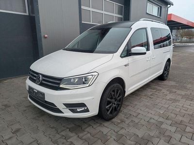Weiß Gebraucht 2015 VW Caddy Maxi Highline Van / Kleinbus | 20.890 € (Etwas zu teuer)