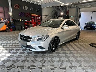 Mercedes CLA180