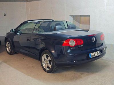 Gebraucht VW Eos 116 PS (85 kW) 2007 Blau Cabrio