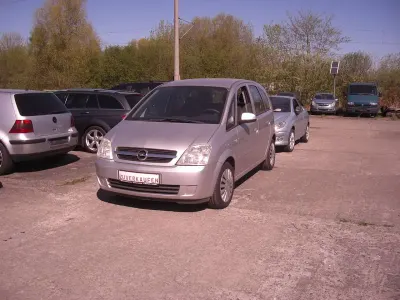 Gebraucht Opel Meriva 101 PS (74 kW) 2005 Silber Van / Kleinbus