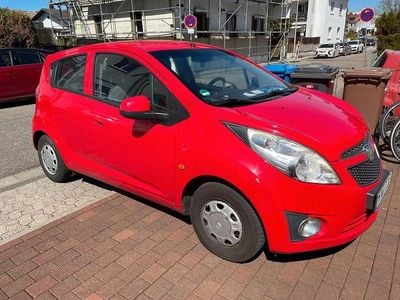 Begagnad Chevrolet Spark 68 HK (50 kW) 2011 Röd Halvkombi