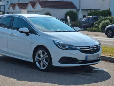 Gebraucht Opel Astra Ultimate 150 PS (110 kW) 2019 Weiß Limousine