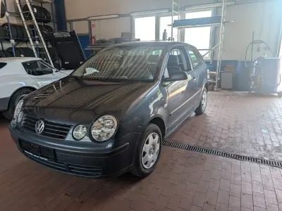 Gebraucht VW Polo 54 PS (39 kW) 2003 Grau Limousine